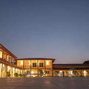 Hotel Nilakma Lagoon